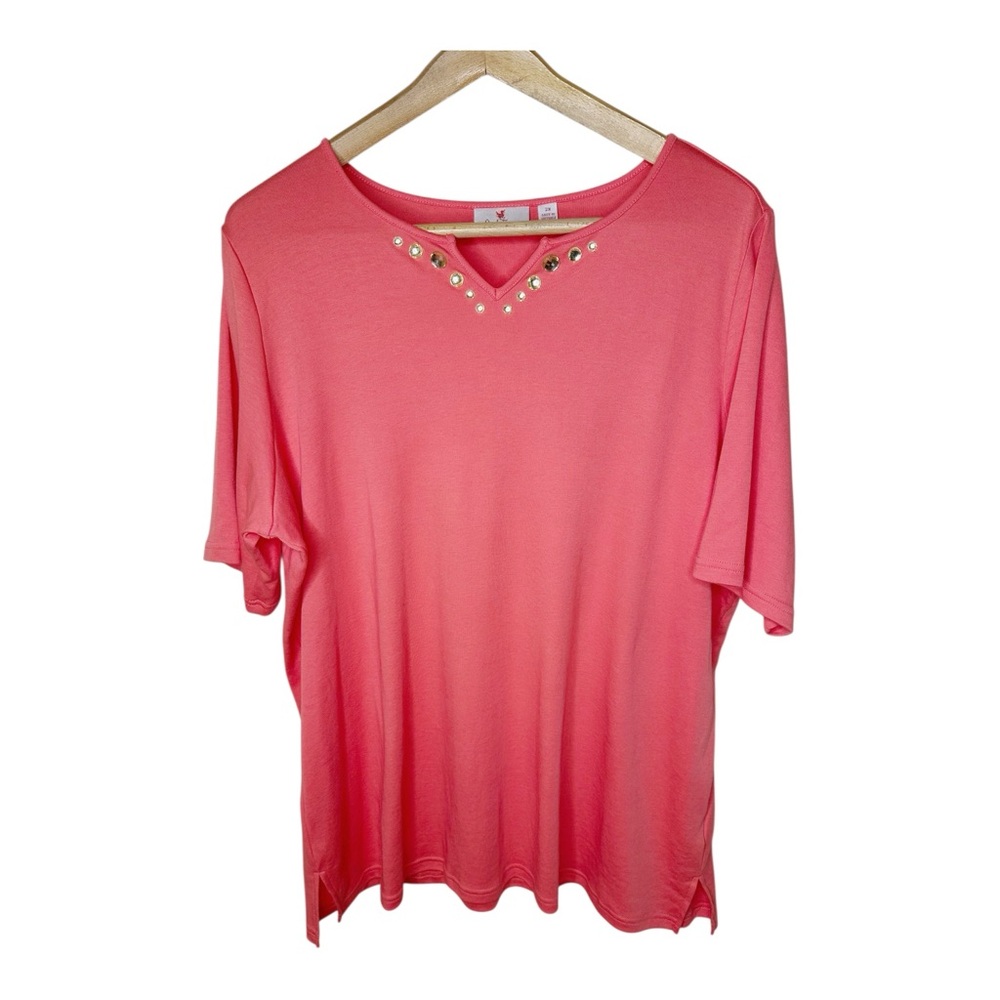 Quacker Factory Size 2X Short Sleeve Jeweled Top Coral V-neck Rhinestones
